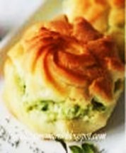 Профитроли с базиликовым кремом и цукини гриль