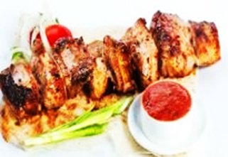 Шашлычки из свинины с соусом BBQ