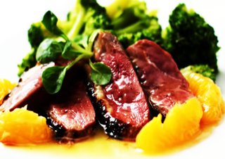 Утиная грудка с апельсиновым соусом