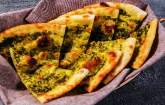 Фокачча с соусом песто